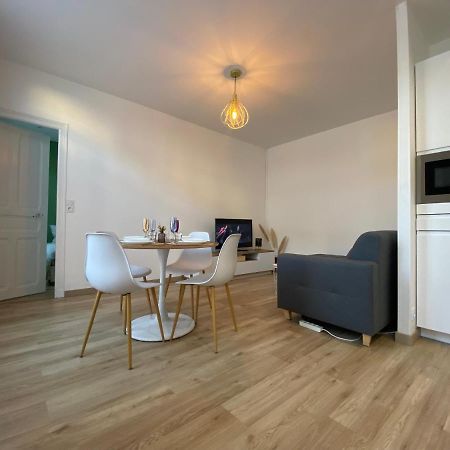 Appartement Luxueux Renove Avec Balcon & Garage Troyes Dış mekan fotoğraf